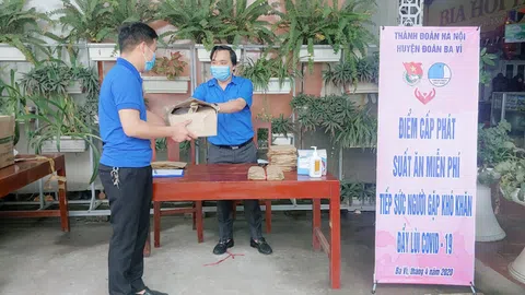 Nhiều nghĩa cử cao đẹp, thiết thực chung tay chống dịch Covid-19