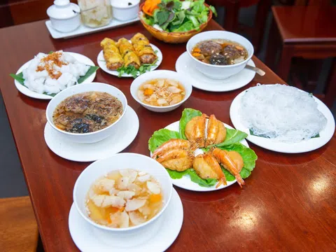Bún chả Sinh Từ - Tròn vị ngon, tròn tinh hoa kiến trúc Hà Nội