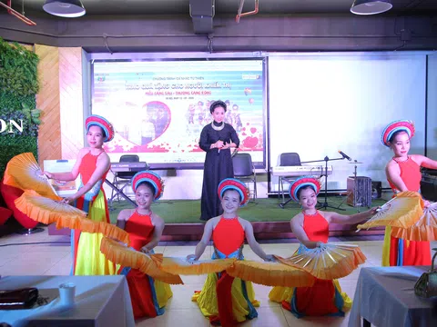 Cho đi và nhận lại - Nét đẹp của hoạt động thiện nguyện "Duyên 2" cùng ca sĩ Hiền Anh Sao Mai