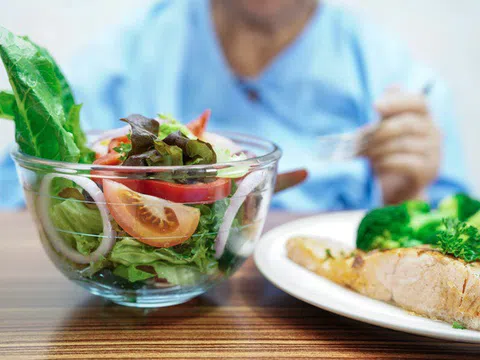 Người cao tuổi cần phải tăng cường sức khỏe chủ động