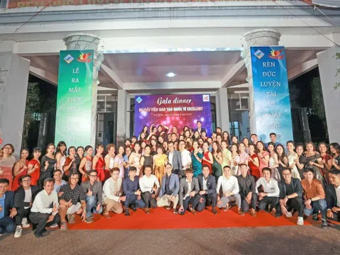 Đến với Viện Đào tạo Quốc tế Excellent sinh viên được miễn học phí và được hỗ trợ việc làm sau khi ra trường