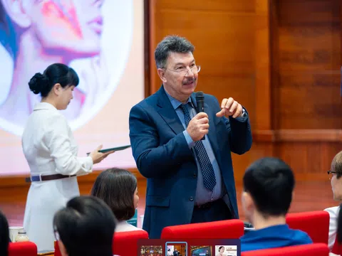 Chuyên gia Vương quốc Anh đưa ra những giải pháp trẻ hóa da bằng chỉ PDO Micro-Punching