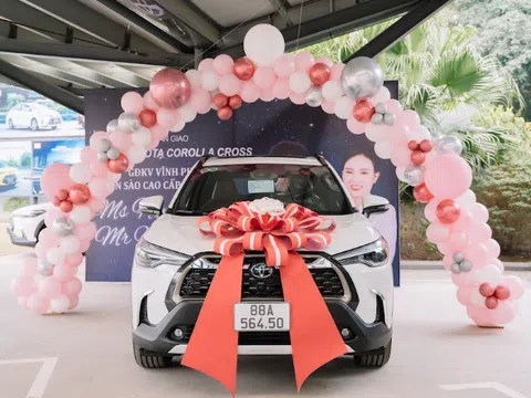 Bỗng chốc sở hữu siêu xe chỉ sau 1 đêm, cô gái bật mí cơ hội kinh doanh đầy tiềm năng