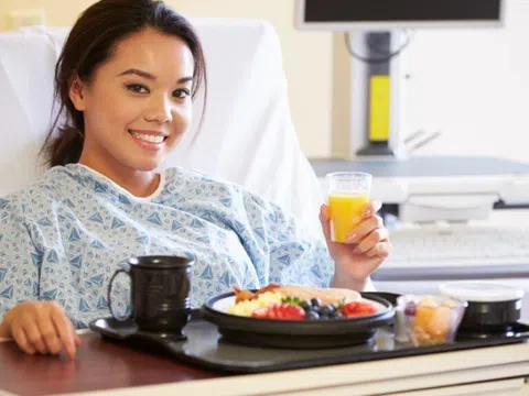 Mổ ruột thừa có ăn Yến Sào được không ? Chế độ dinh dưỡng cần chú ý ?