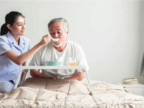 Mới mổ có ăn Yến Sào được không? Lợi ích của Tổ Yến cho người mới phẫu thuật