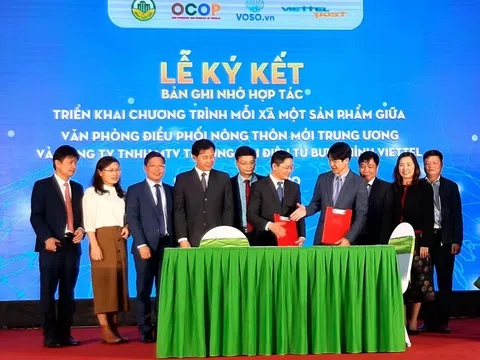 Sự kiện quảng bá các sản phẩm OCOP các tỉnh miền Trung - Tây Nguyên quyên góp được hơn 1 tỷ đồng hướng về miền Trung và biển đảo