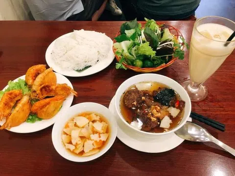 Bún Chả gia truyền Sinh Từ, bí quyết là tâm huyết